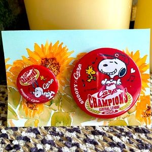 Snoopy X Carp champions 2017 pins